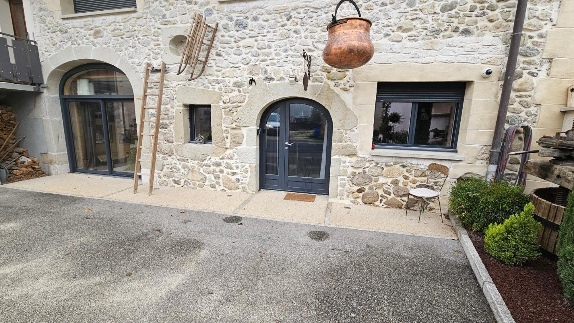 Spa Dans Les Alpes Desingy Экстерьер фото